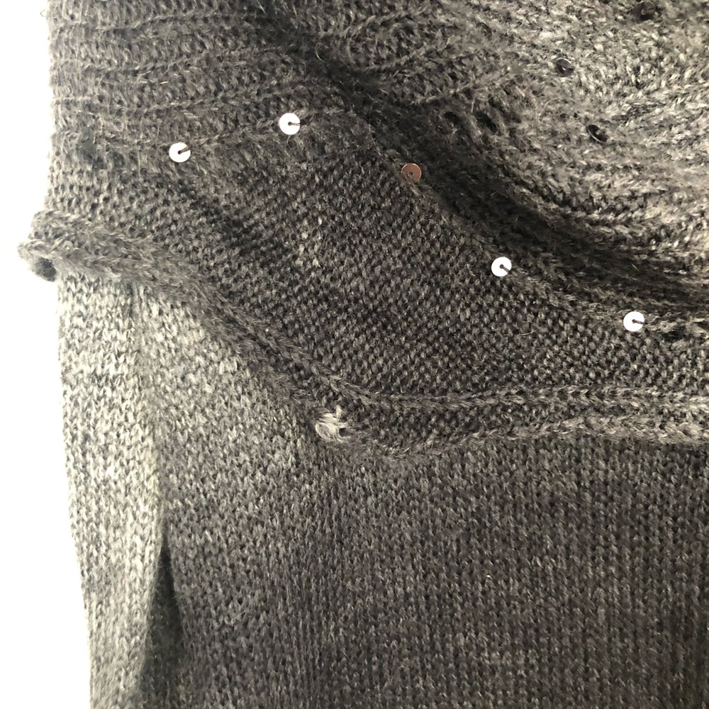 NWT NY&Co Ombré Cowl Sequin Sweater Grey Black - Picture 6 of 6